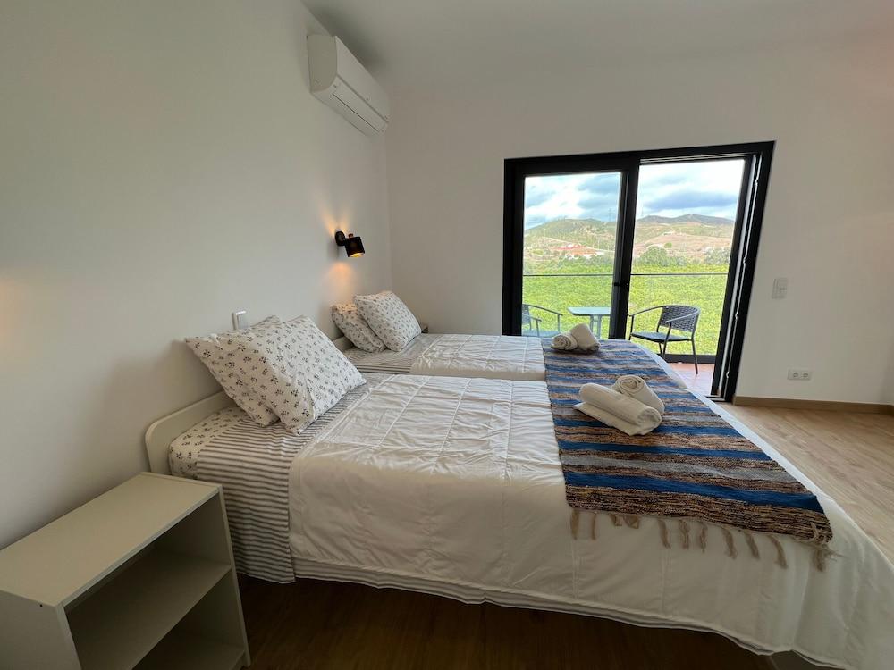 جولدن أواسيس ريتريت إن سيلفيس