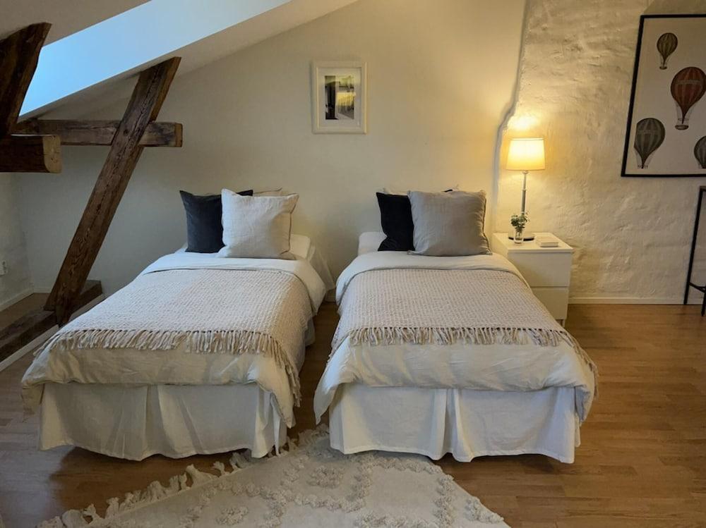 تشارمينج أبارتمنت إن ذا هارت أوف ستوكهولم! غرفة