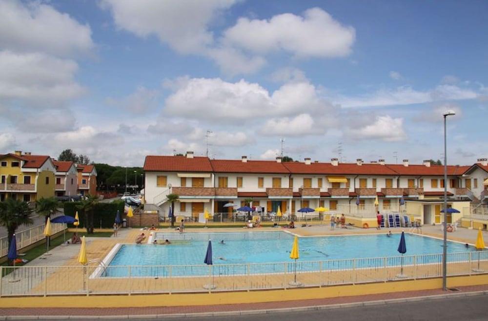 سيسايد فاميلي فلات بيهوست