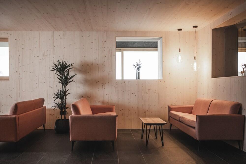 هوتل فيرنبليك قاعة الاستقبال