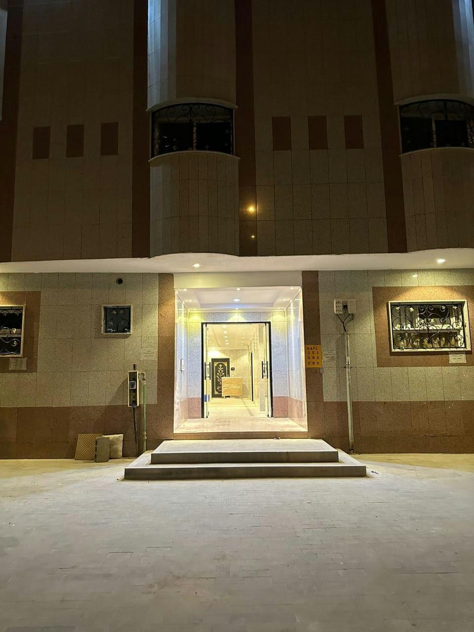 Elegant Apartment with Self Check-in | 4559 Featured Image