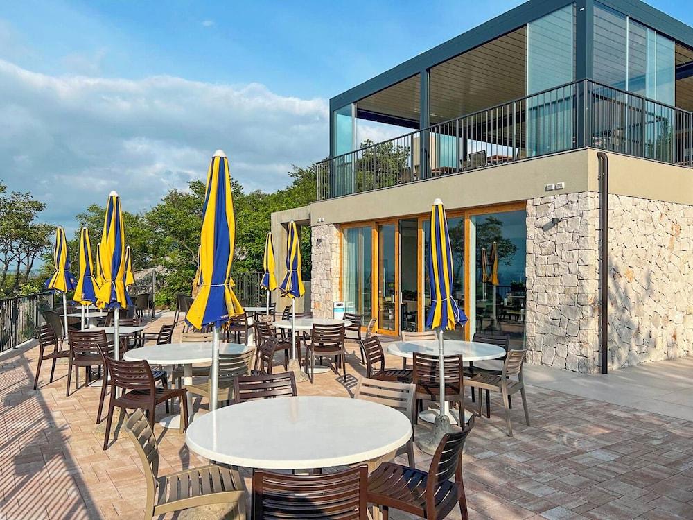 كامبينج فيليدج مير بينيتا بايا سيستيانا المنطقة الخارجية