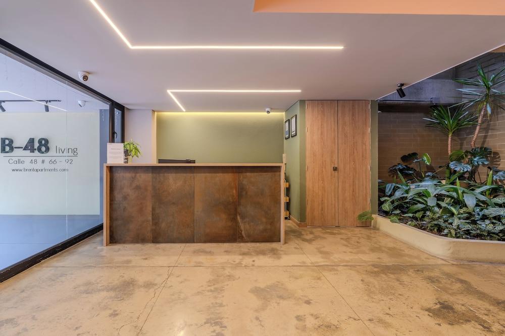 بي 48 ليفينج باي بي ريونت منطقة الاستقبال