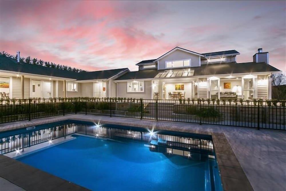 فيلا 93 لاكشري لودج