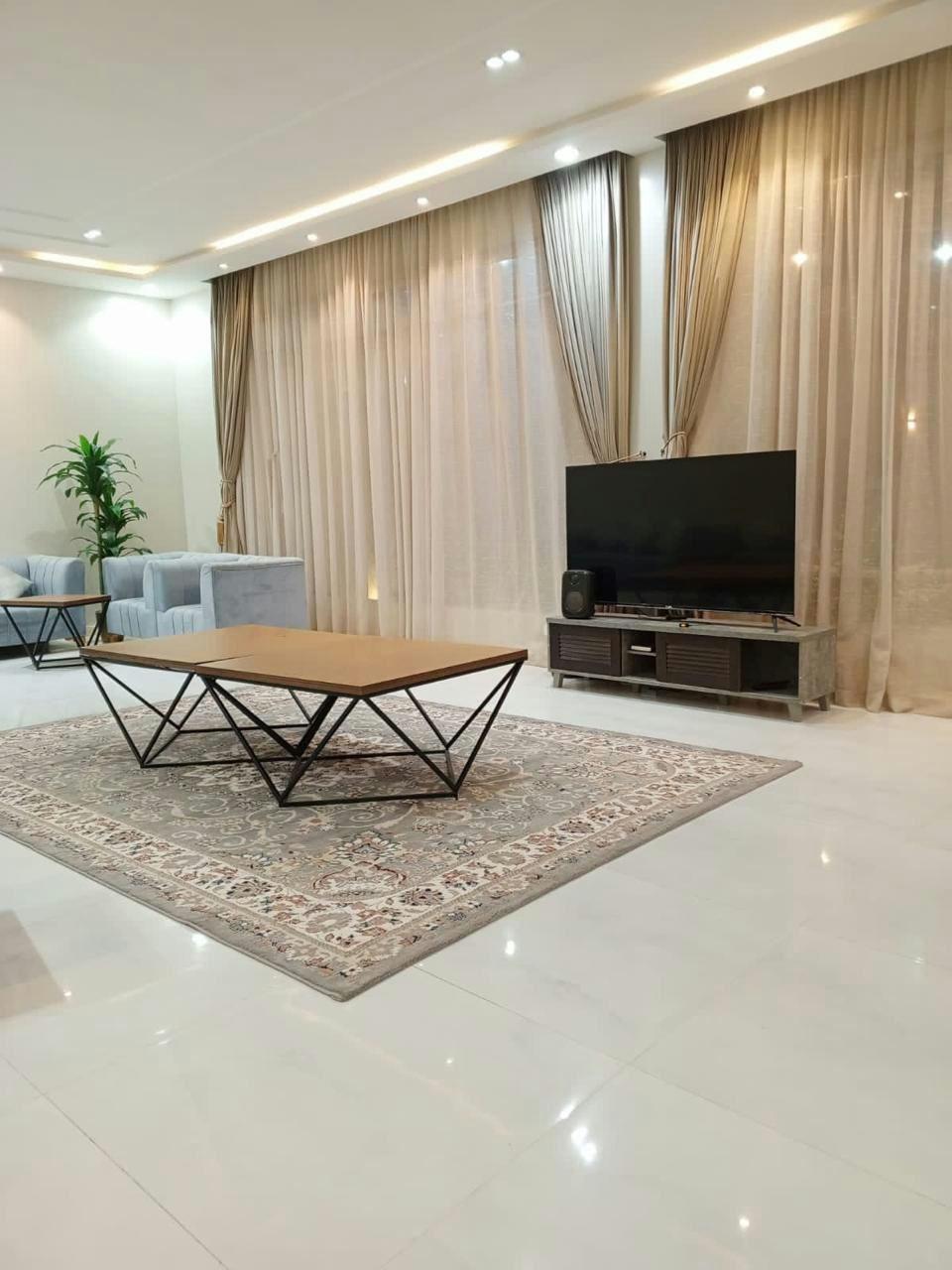 Elegant Chalet with Comfortable and Simple Furniture | 4847 Living Area