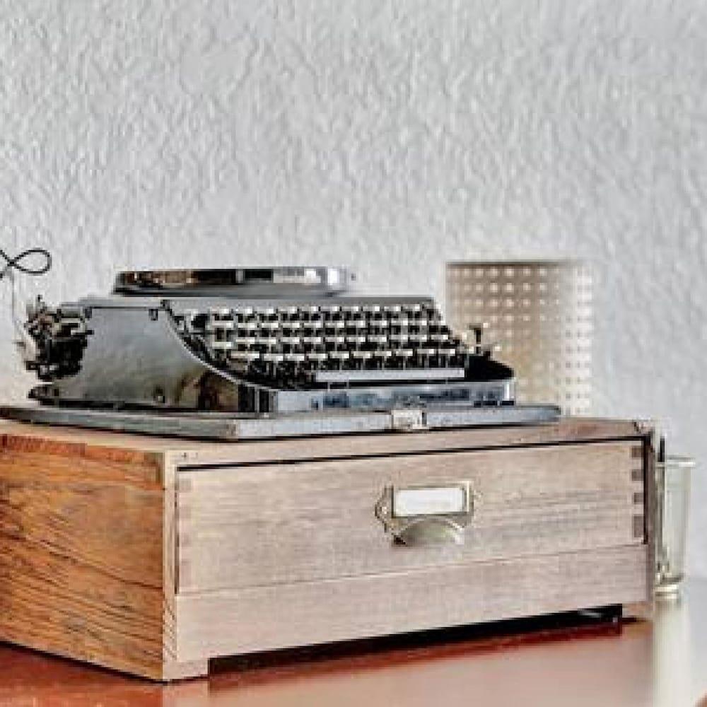 ذا هيمينجوا ويكبيوداي اروبيكال إليجانس أون ذا ووتر غرفة