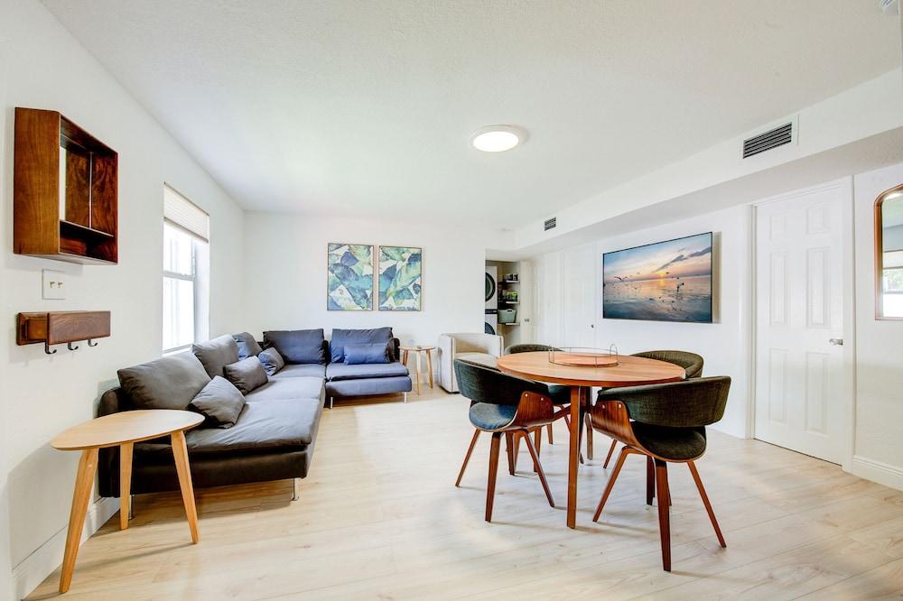 Renzzi Wynwood House
