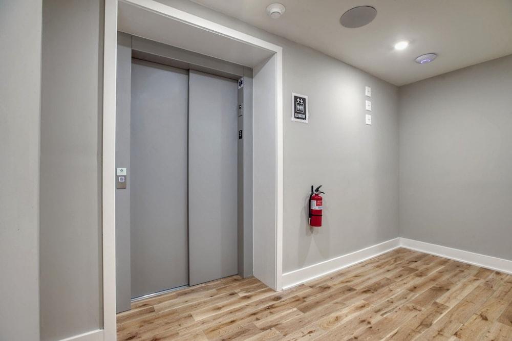 One Sky Loft Interior