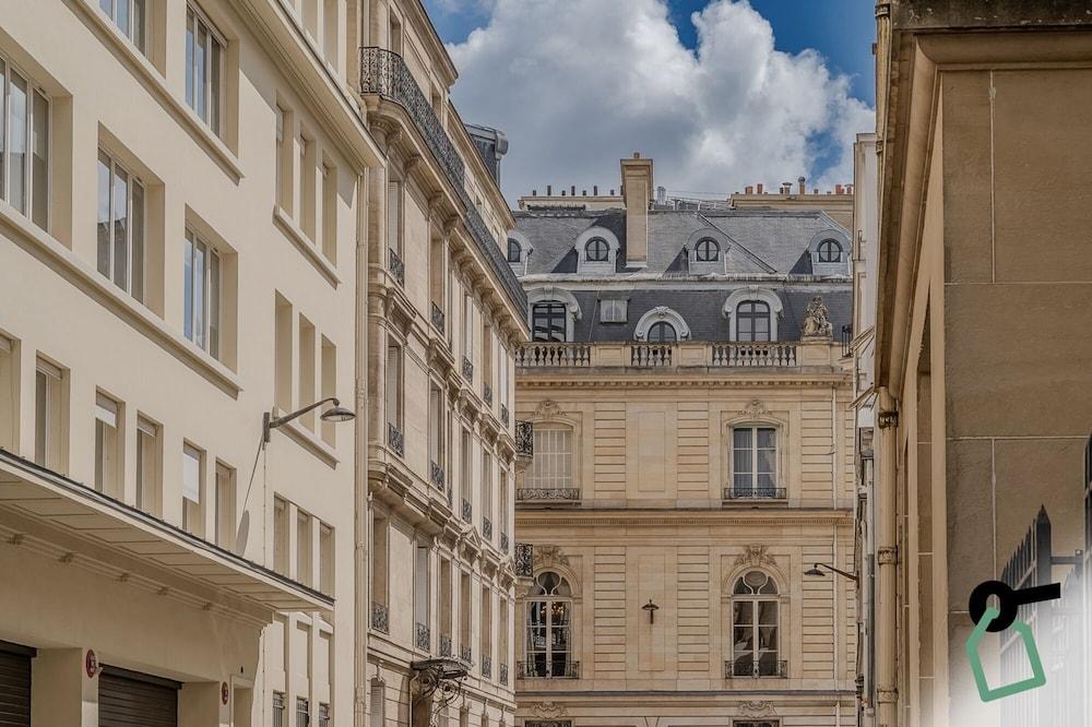 هوتيداي روم كوليكشن - باريس أرك دو تريومف المنطقة الخارجية