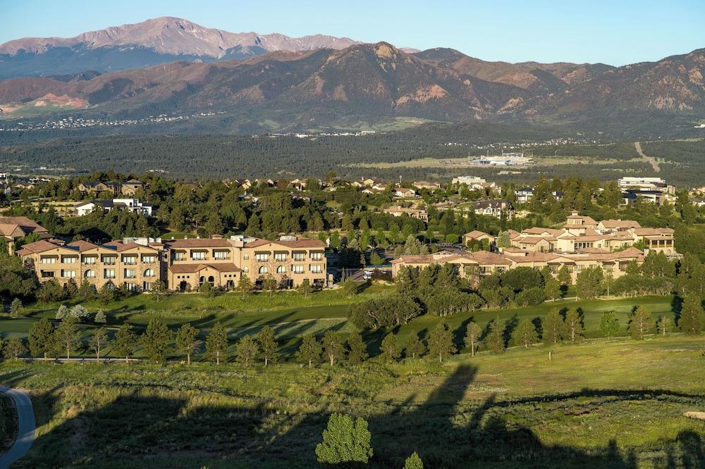 فلاينج هورس ريزورت آند كلوب