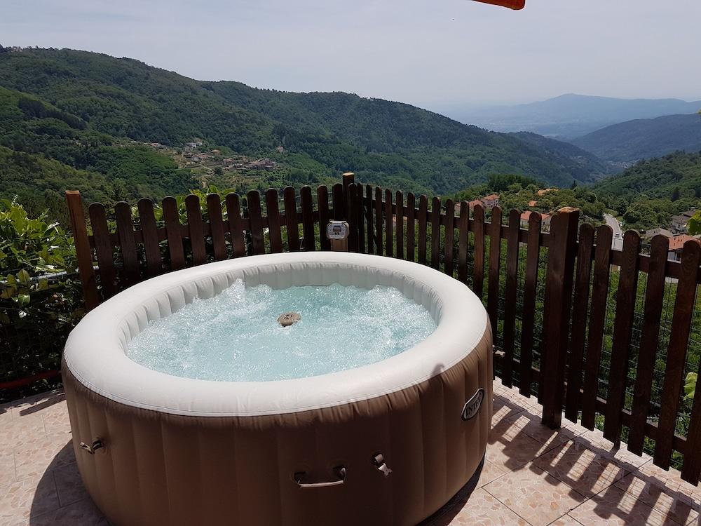 Amelia Dream View Outdoor Spa Tub