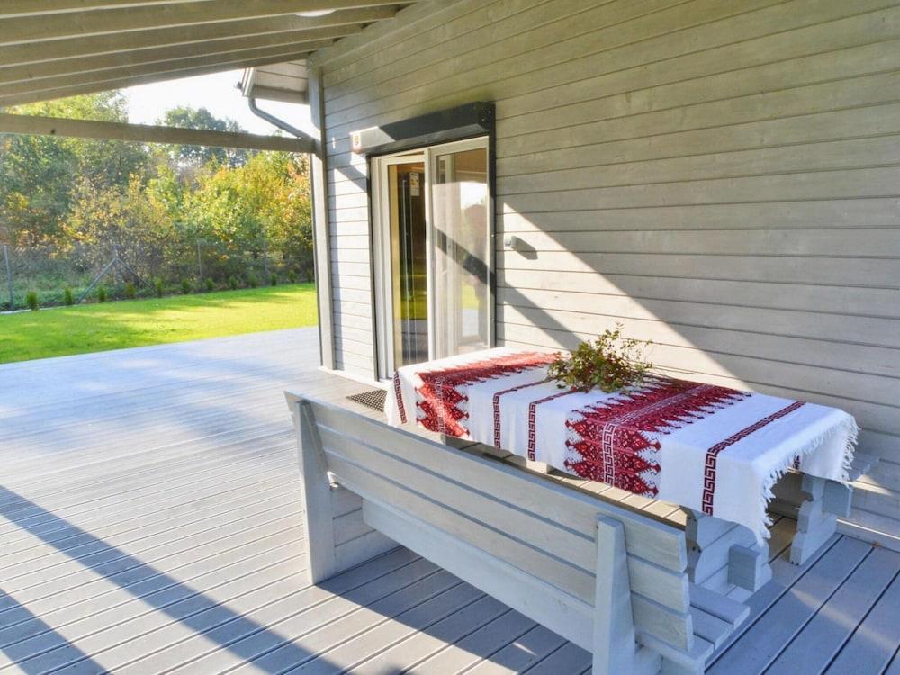 هوليداي هوم ويذ برايفت جاردن كلوس تو ذا ليك المنطقة الخارجية