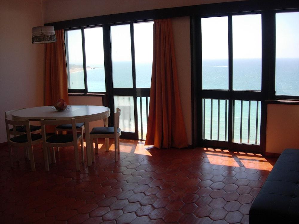 إيه ولبوفييرا - بيوتيفول أبارتمنت إن فرونت أوف ذا بيتش الصورة الأساسية