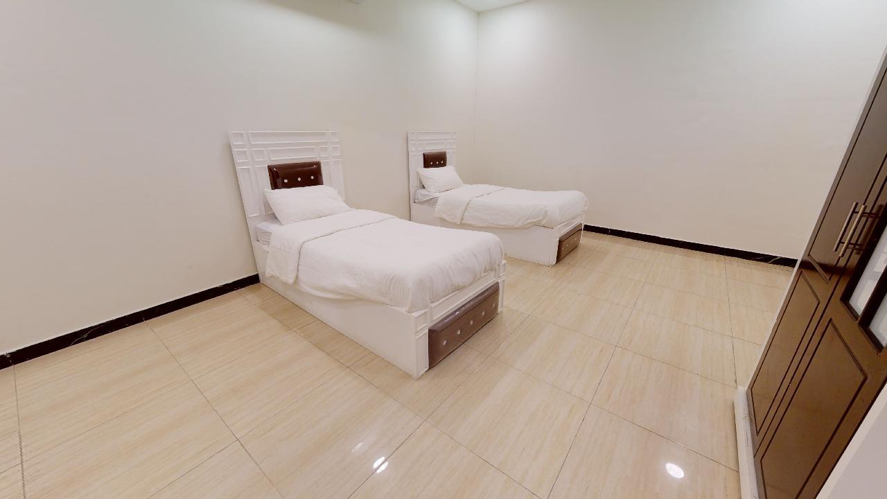 Comfy Chalet with Comfortable and Simple Furniture | 1561 Room