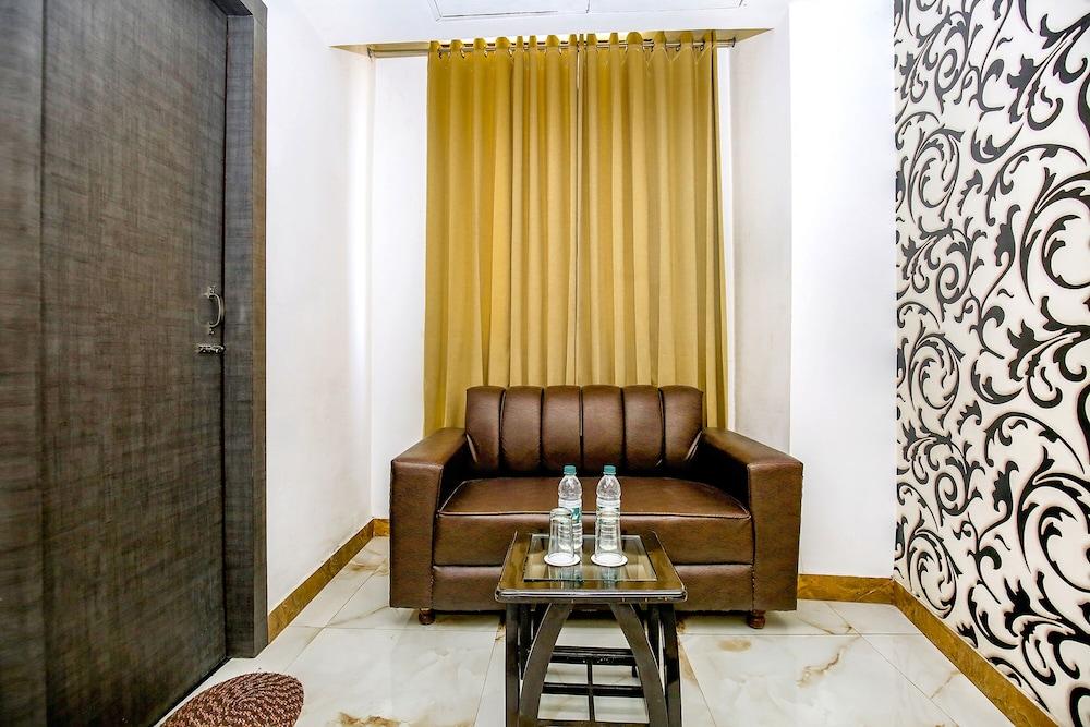 فاب هوتل جولدن تيمبل بارادايس 50 ميترز فروم جولدن تيمبل الردهة