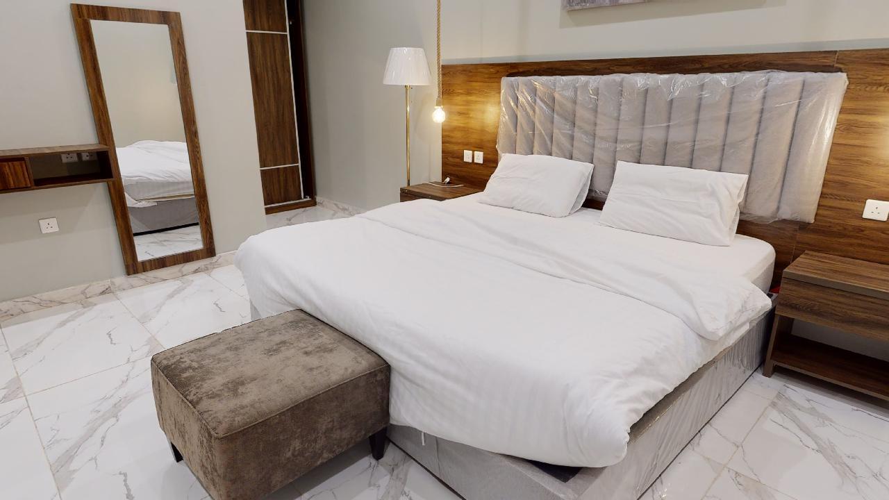 Comfy Chalet with Comfortable and Simple Furniture | 1307 Bedroom