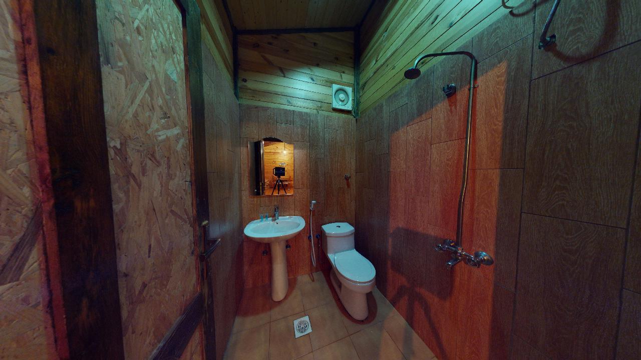 Prestigious Chalet with Pool | 1306 Bathroom