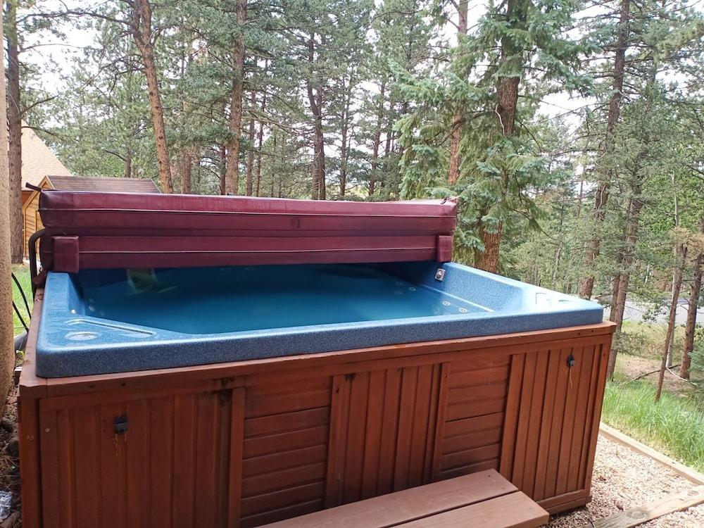 6بدفاميلي ماونتن جيتاواي هوت توبمينتس تو بيكس بيك آند تشاريس كوليدج