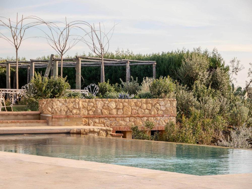 Podere Le Mezzelune Exterior