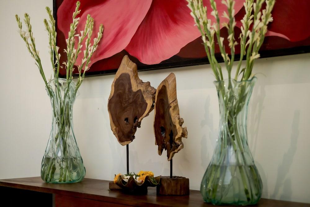 فورتين روزيز بوتيك هوتل ليجيان منطقة الاستقبال