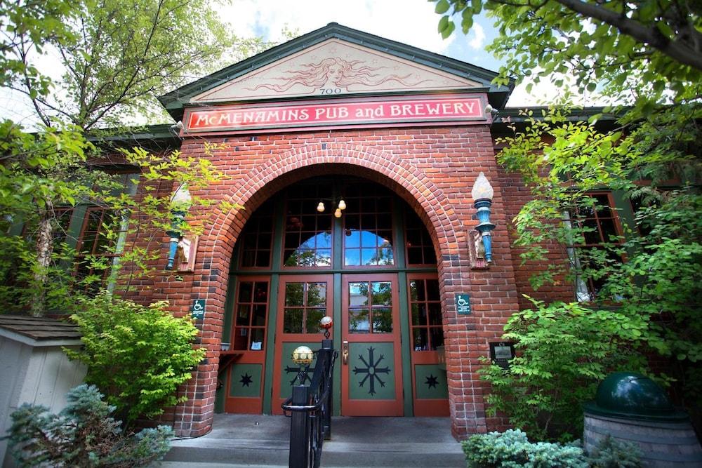 McMenamins Old St. Francis Exterior