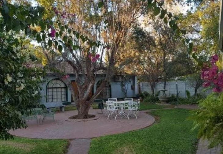 Onze Rust Guest House Featured Image