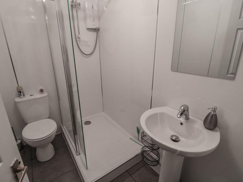 أوليفدان كوتيدج حمام