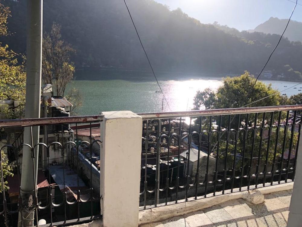 جورومجو كولونيل كوتيدج ليك فيو ناينيتال المنطقة الخارجية