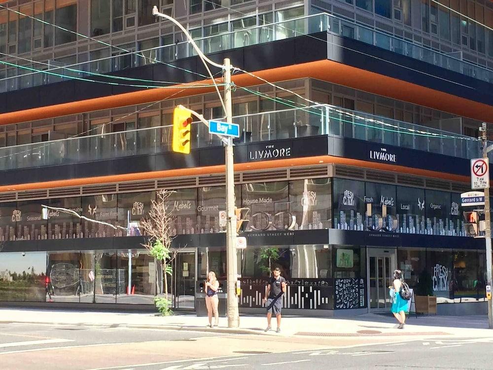 سباشوس فورنيشد أبارتمنت سليبس 4 2ريس، والكاوت بالكوني، باركينج أفايلابل المنطقة الخارجية