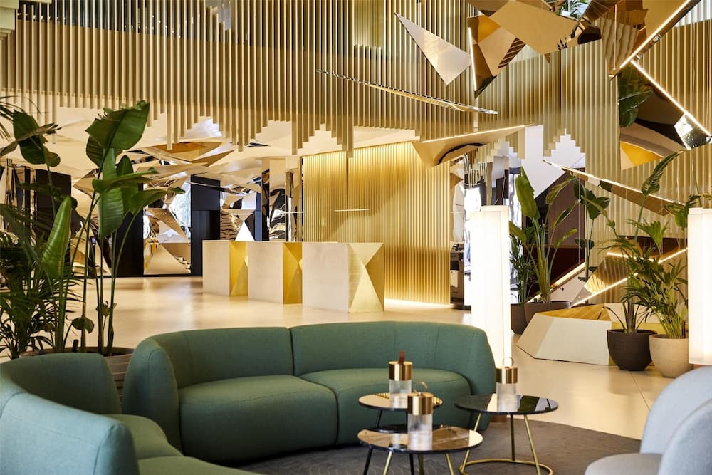 Grand Hyatt Barcelona Lobby