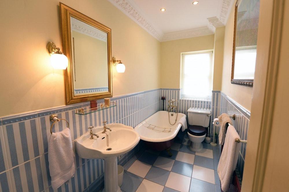 ذا بريوري - كانتري مانور هاوس لوج بورنر سي فيوز بيت فريندلي غرفة