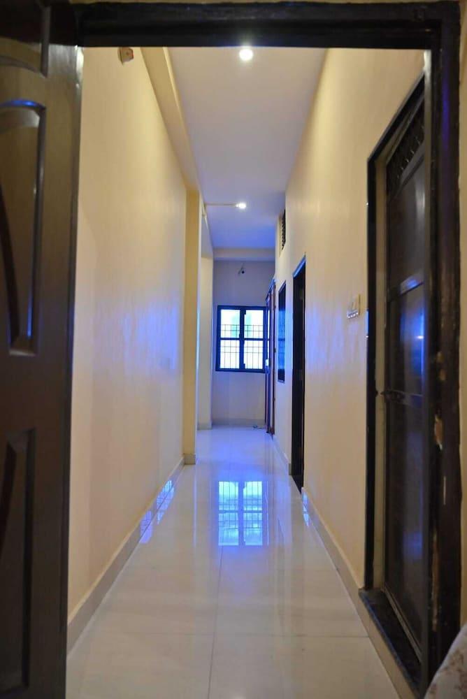 نيو كاشي باينج جيست هاوس  ب ي جيبرابي الردهة