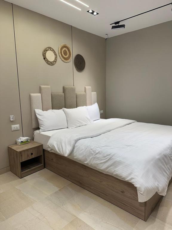 فندق بيراميدز هايت وشرفة بيراميدز ماستر سين على السطح الصورة الأساسية