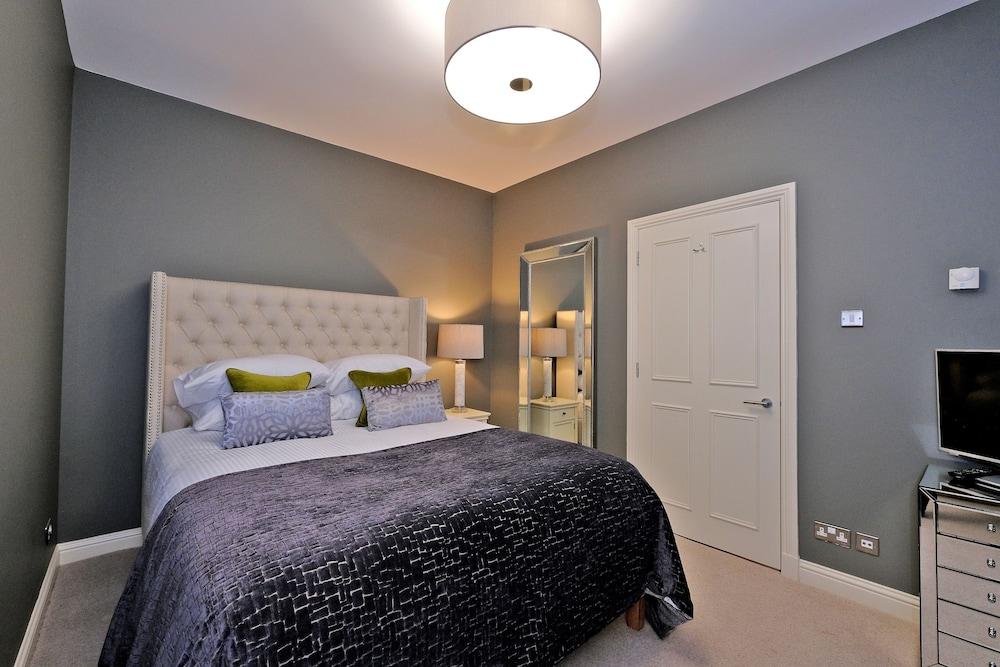 تشيك آند كونتمبوراري أبيردين هوم نير تو هازليهيد بارك غرفة