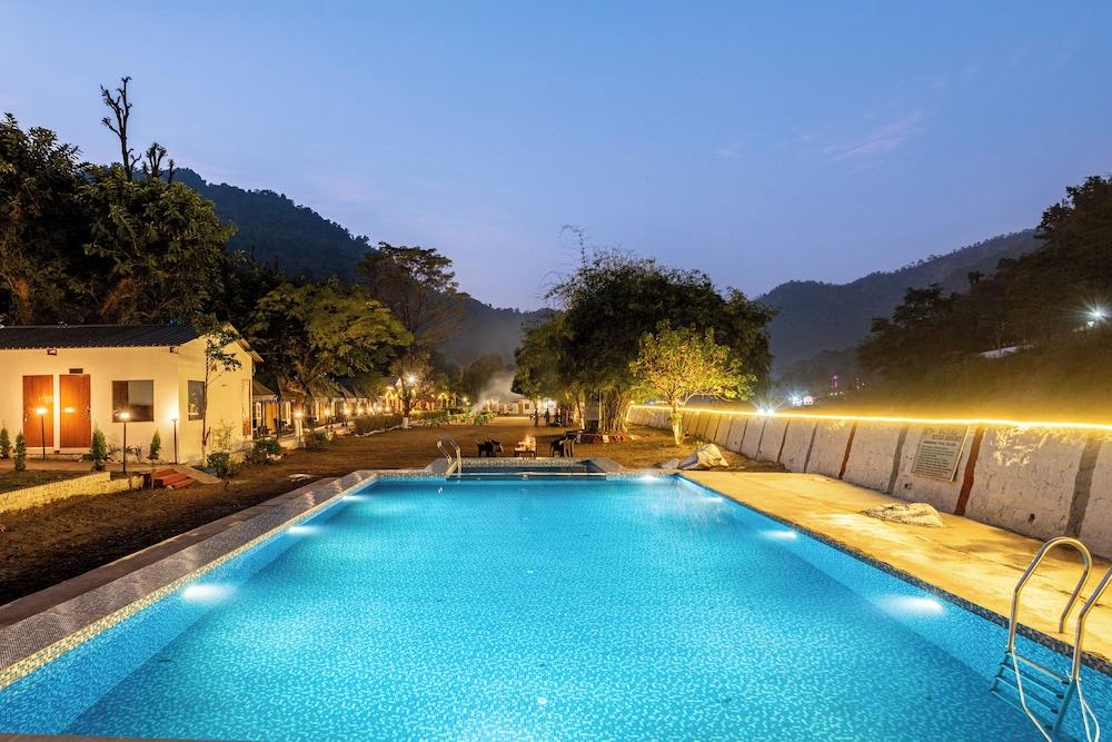 رويال ريفر ريزورت ريشيكيش زحليقة مائية