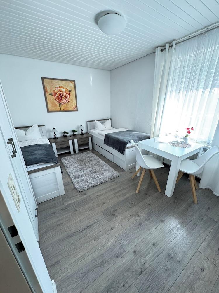 هوتل بنسيون بيترا غرفة