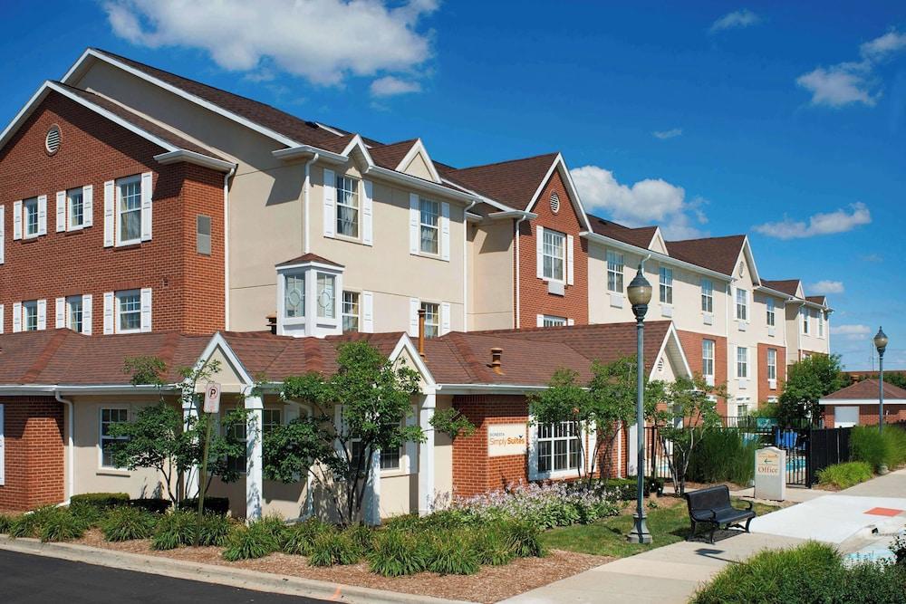 سونيستا سيمبلي سويتس دترويت نوفي