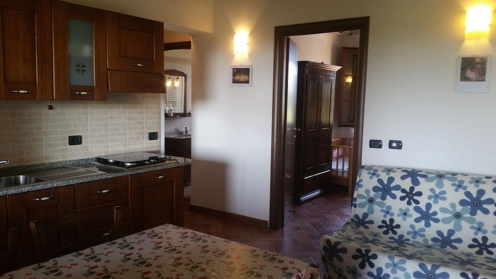 روزا أبارتمنت  يٓب تو  بيوبل تشيلد ئبي تا 4 ييرس داخلي