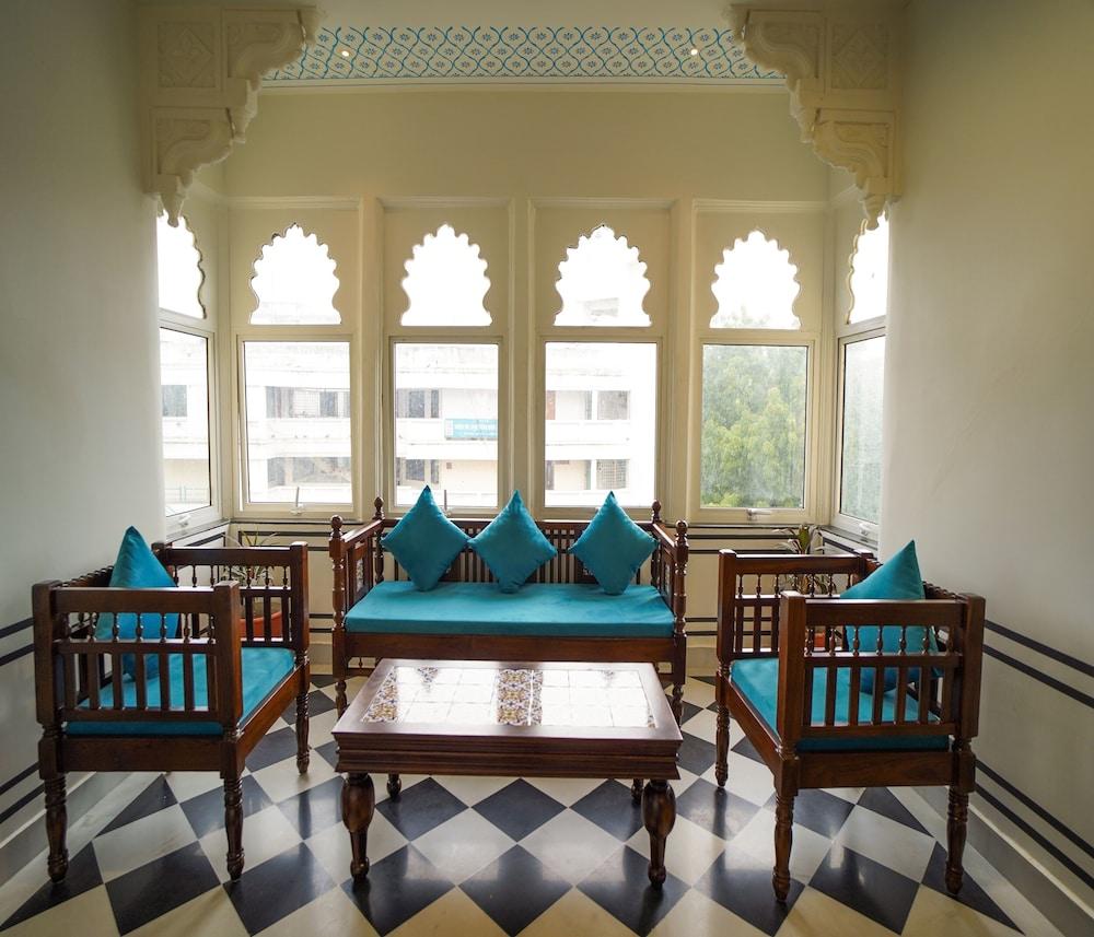 Trulyy The Amar Mahal Lobby