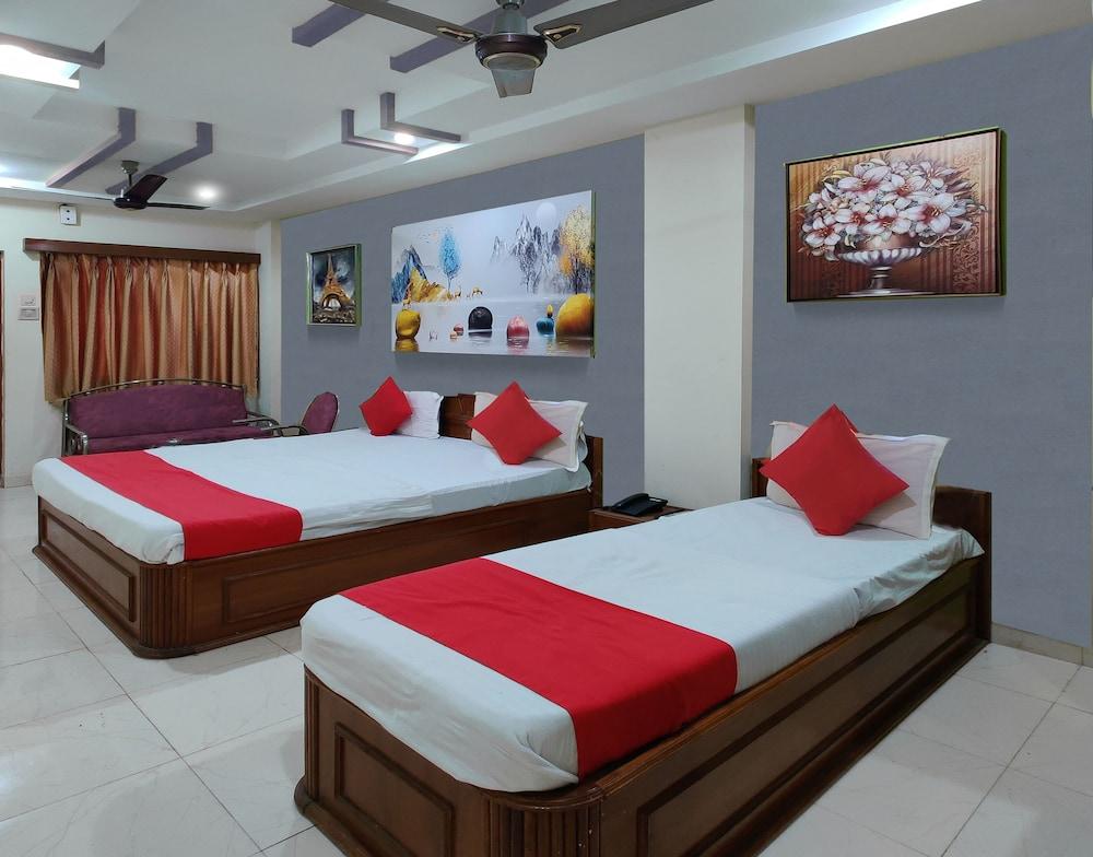 Hotel Dollar