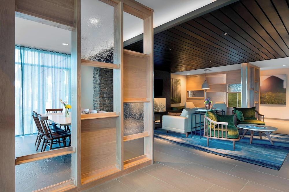 فيرفيلد إن آند سويتس باي ماريوت شيلبي الردهة