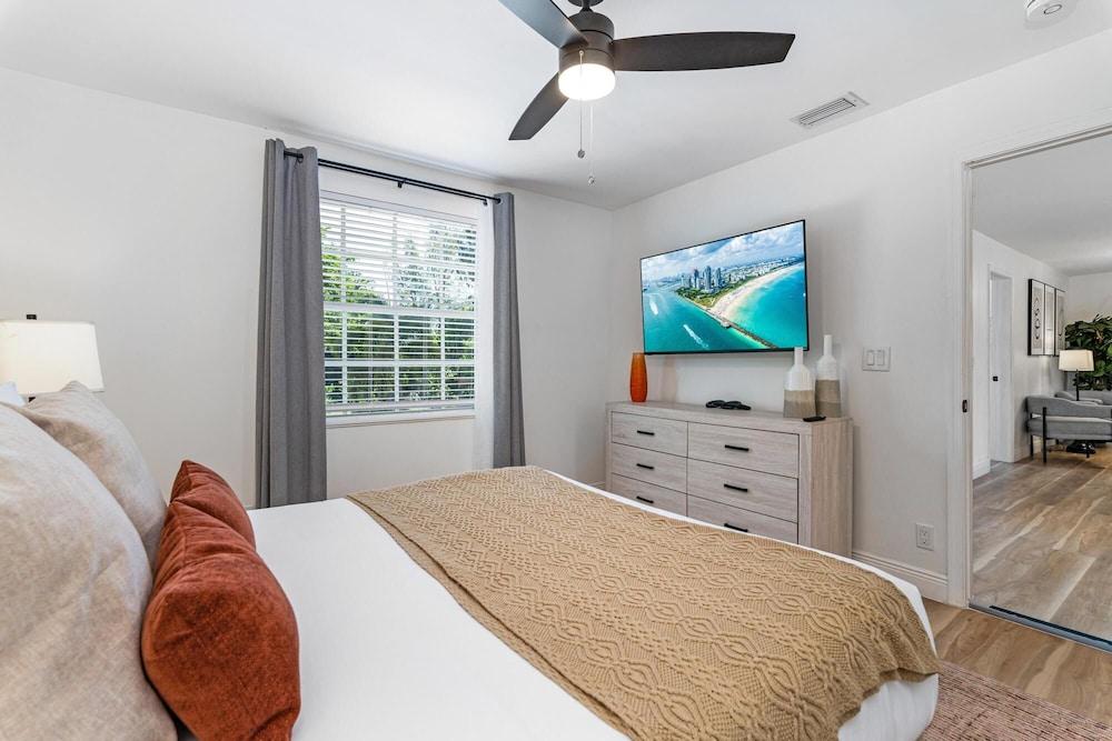 8بد رورارتاترتإنارس إيستايت دبل/ بول، جاميز آند تيتر ! داخلي