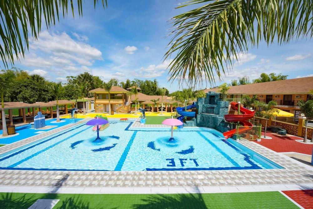 كاباليان كوف ريزورت بويرد باي كوكوتل