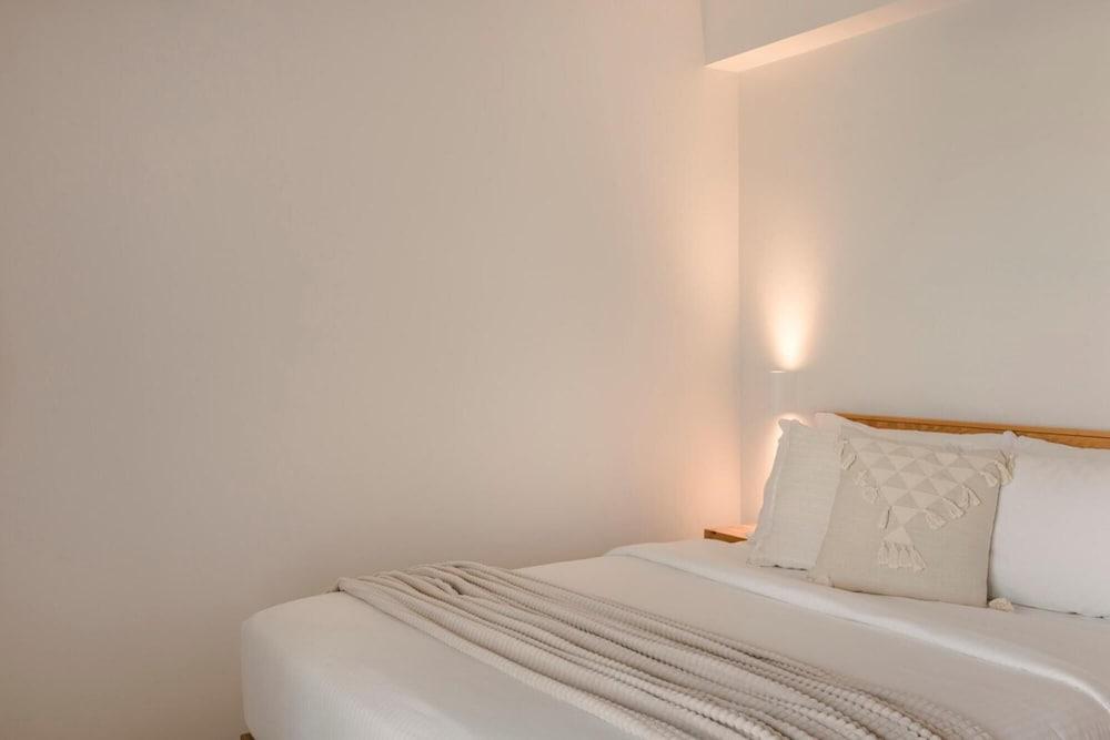 Karma - Unalome Villas Room