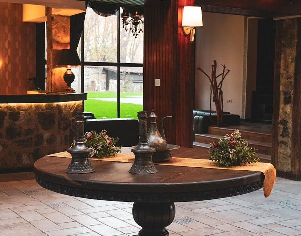 أوتانتيك كلوب هوتل آند سبا منطقة الاستقبال