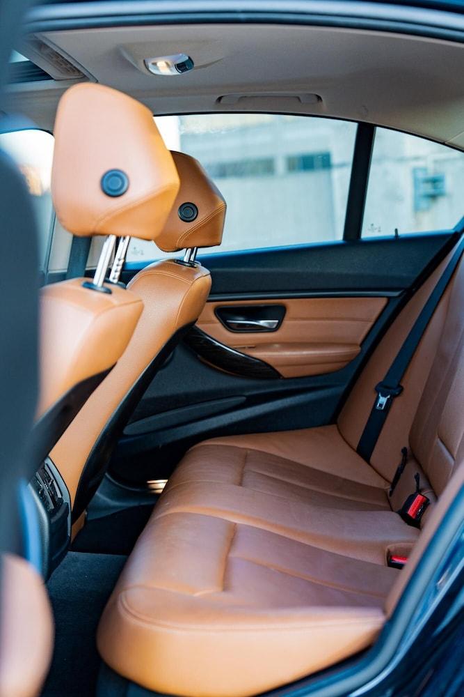 بريميوم 1 ب وثدبيو رينتال كار نيتفليكس أمازون غرفة