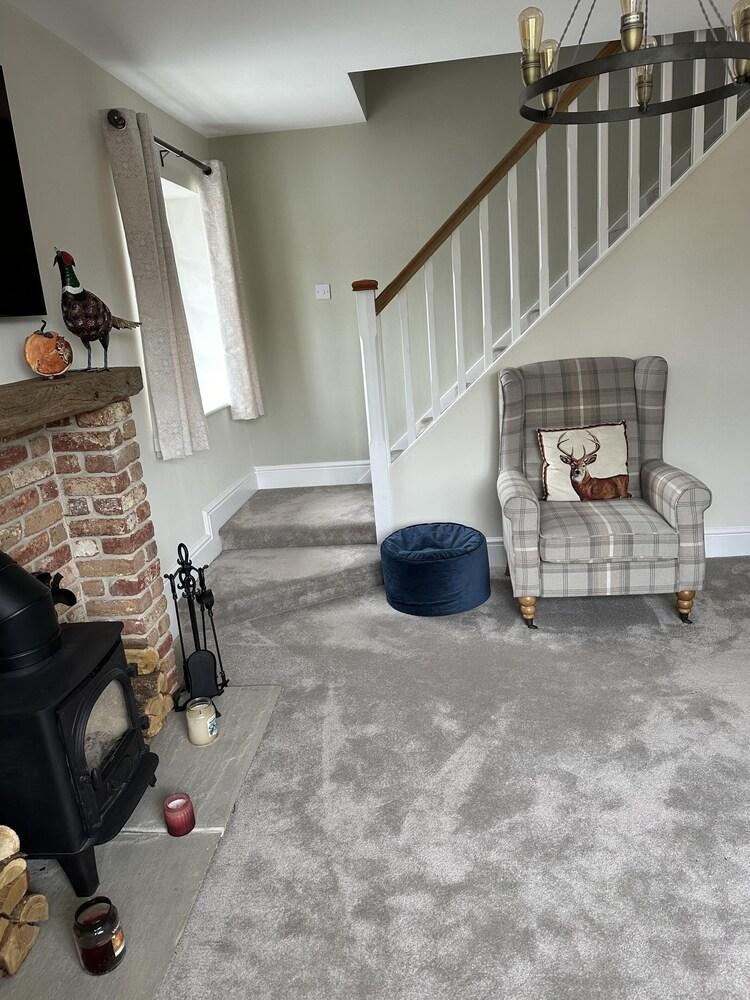 إماكوليتي 4 ب د كوتيدج إن ناريسبورو داخلي