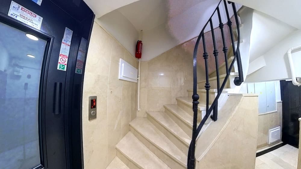 Cihangir Flat Interior Entrance