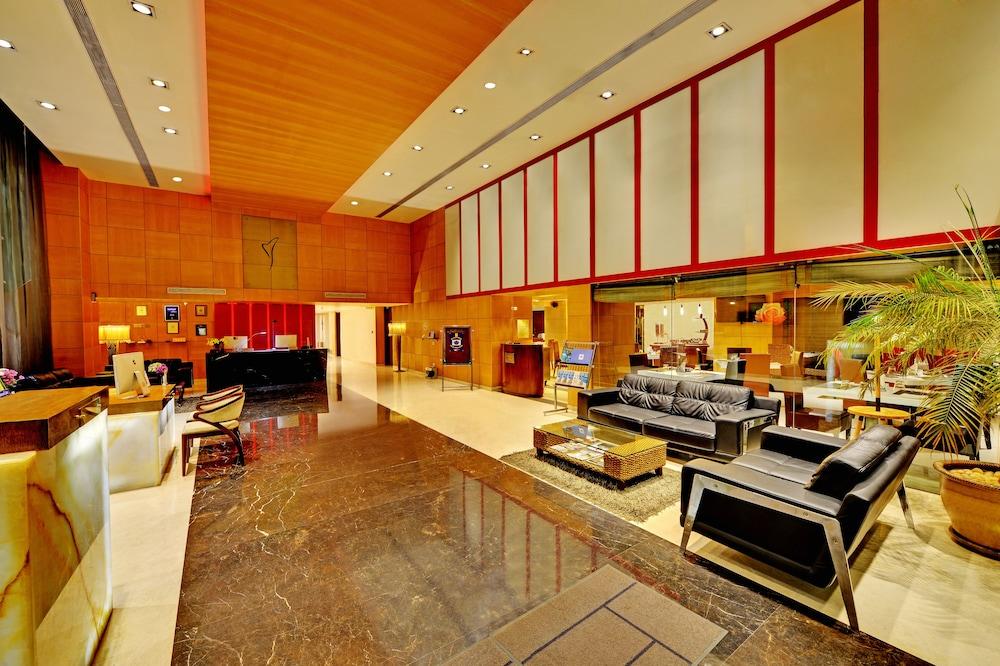 إيريس هوتل الردهة