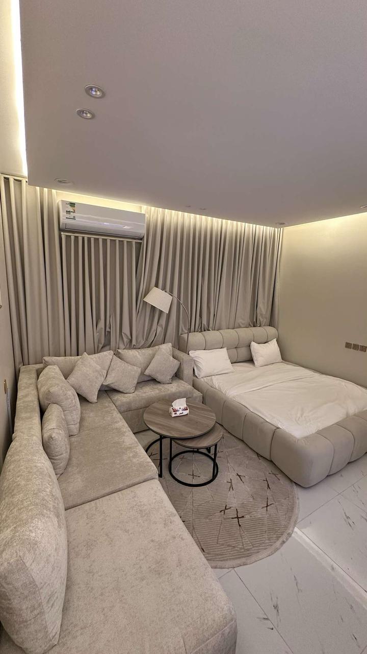 Elegant Studio with Self Check-in | 5629 Bedroom
